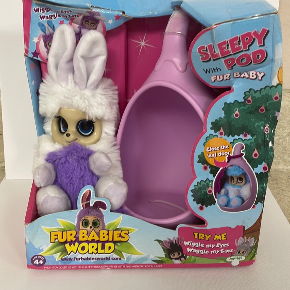 Fur Babies World Sasu With Sleepy Pod, New in Box